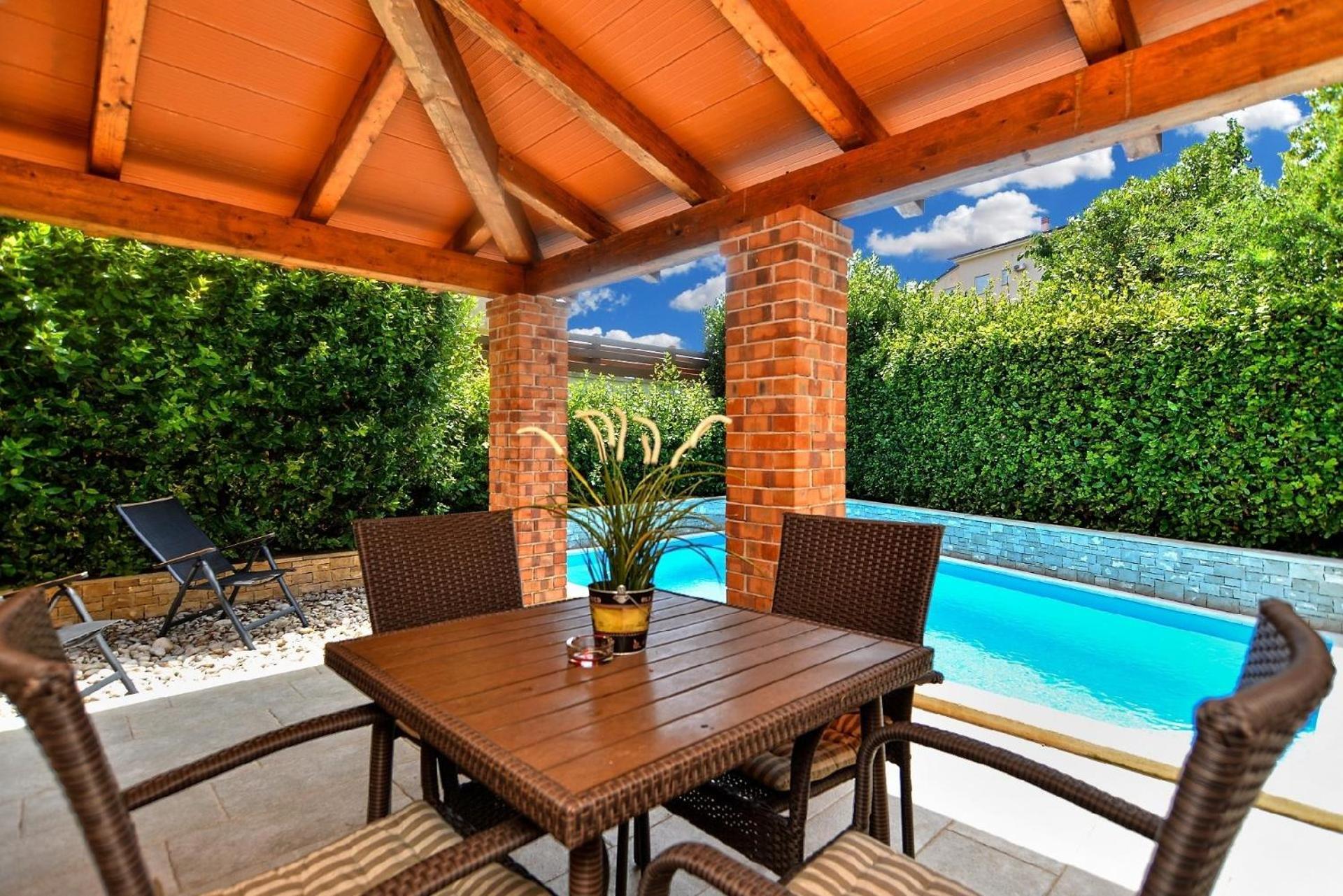 Ferienhaus Mit Privatpool Fuer 5 Personen Ca 80 Qm In Liznjan, Istrien Suedkueste Von Istrien エクステリア 写真